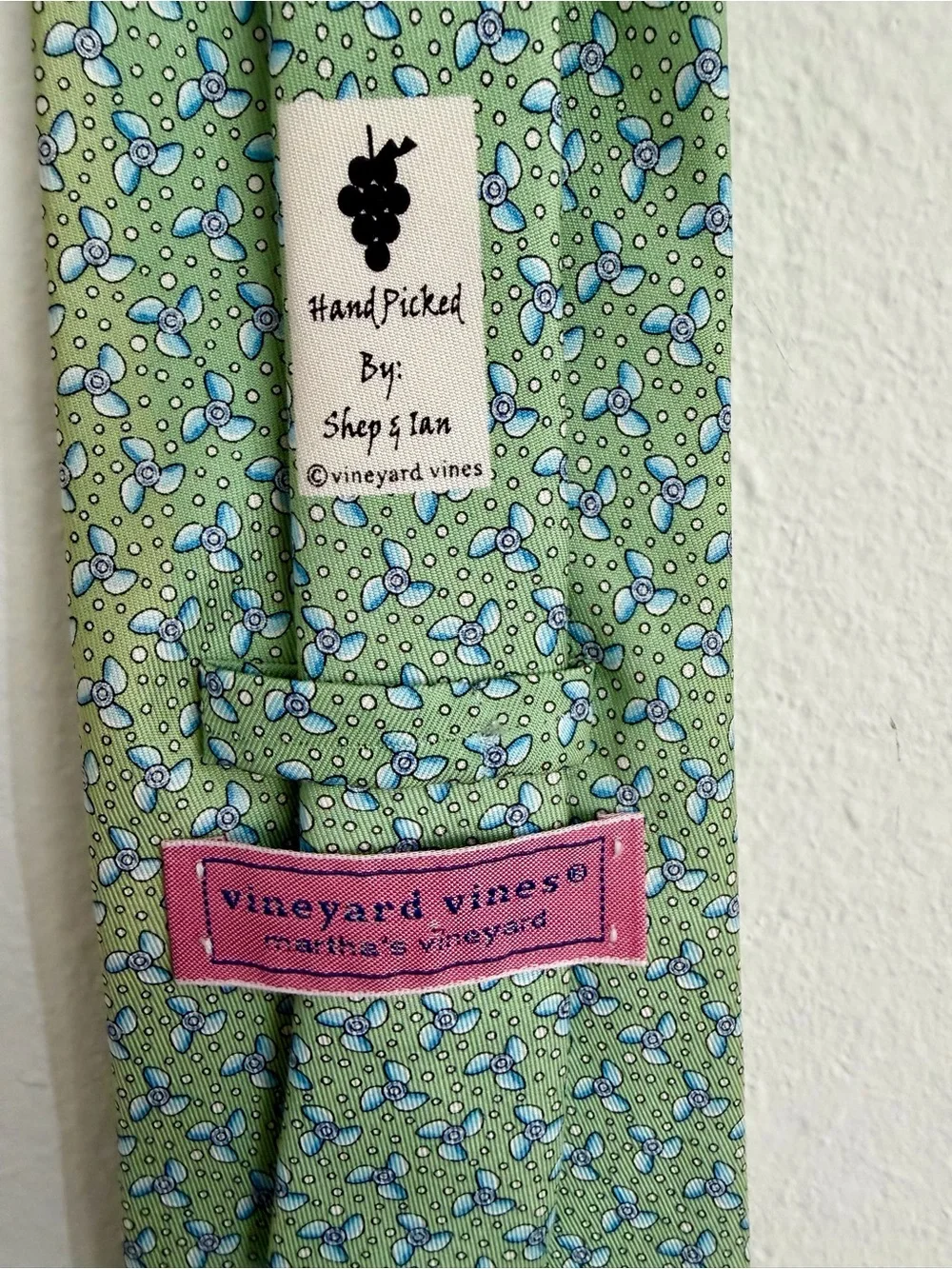 Vineyard Vines Light Green Tie with Blue Paisley Motif